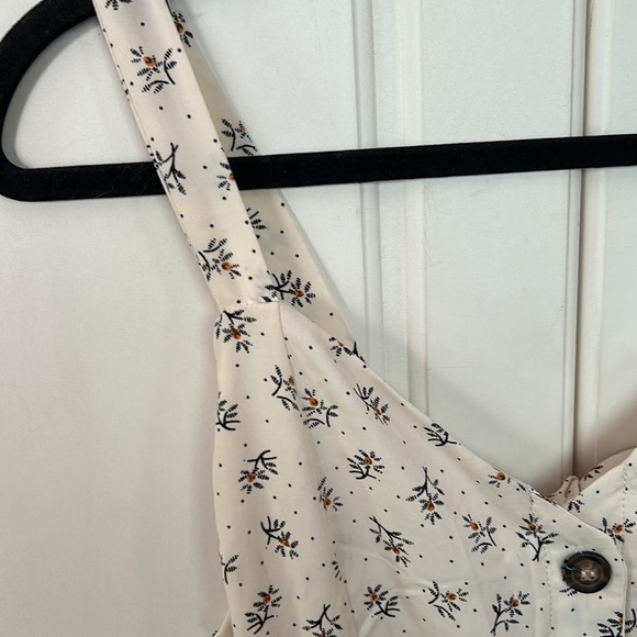 SIENNA SKY💫Women’s Cream Floral Button Front Lightweight Wide Leg Jumpsuit - Picture 8 of 13